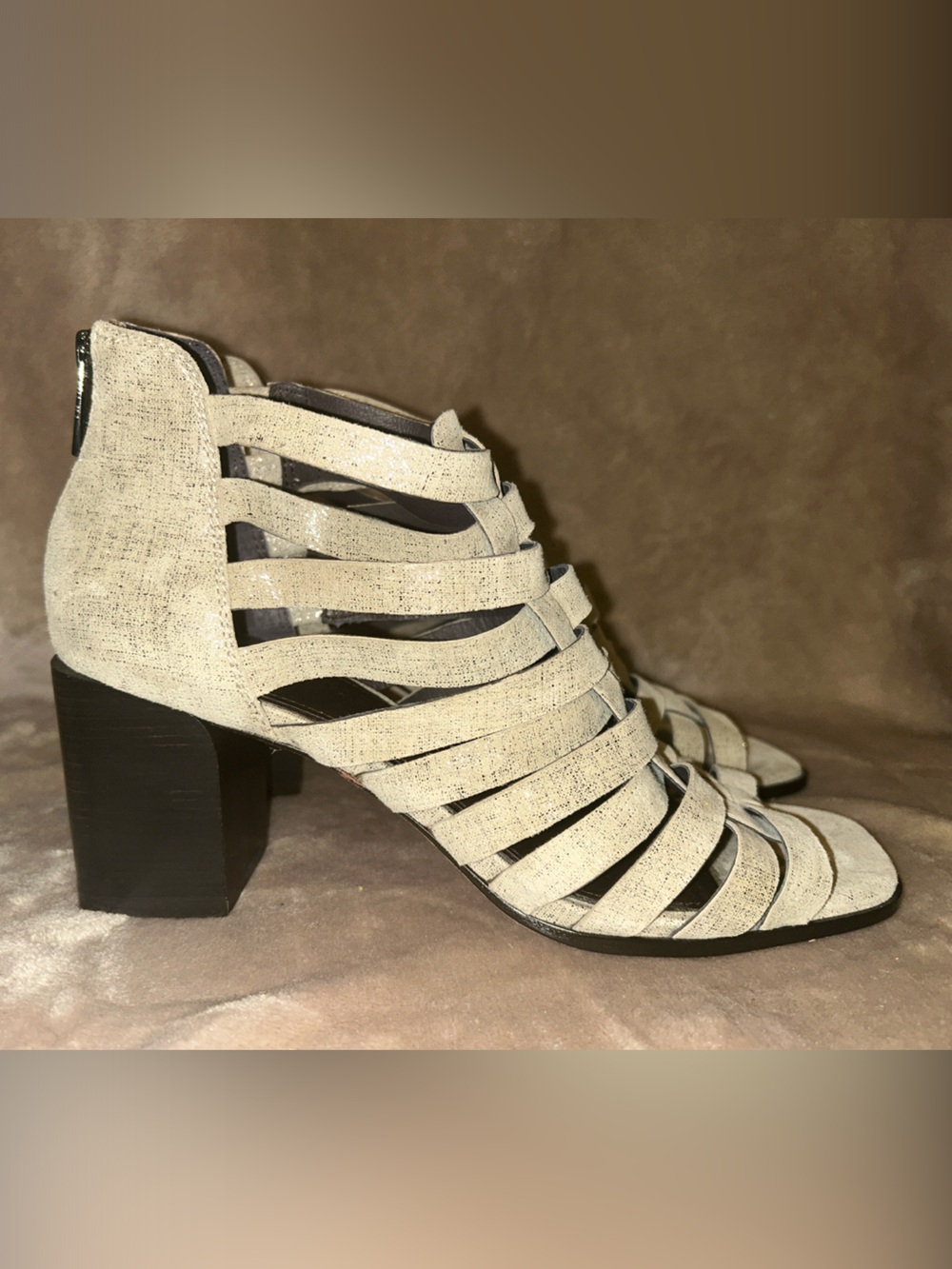 Donald Pliner Pixee Strappy Block Heel Open Toe Metallic Shimmer Cage Sandals 9 - Picture 3 of 16